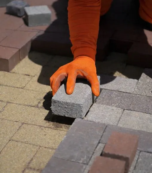 The founder of <strong>Dream Patios LA</strong> in Los Angeles giving two thumbs up, representing our commitment to quality in luxury custom patios and led outdoor lighting.